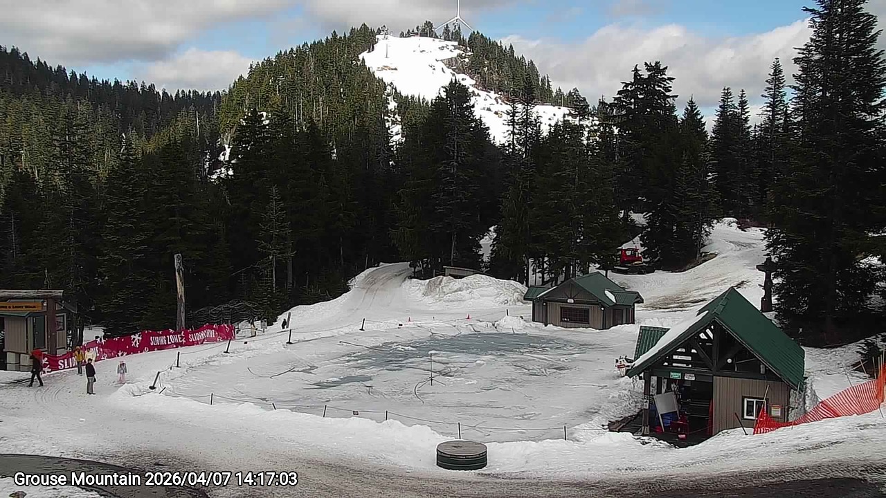 Webcam frame from Grouse Mountain on 2026/04/07