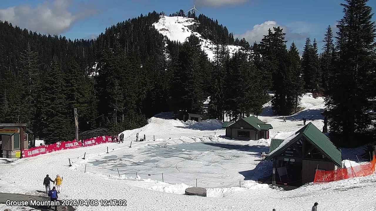 Webcam frame from Grouse Mountain at 2026/04/08 12:00