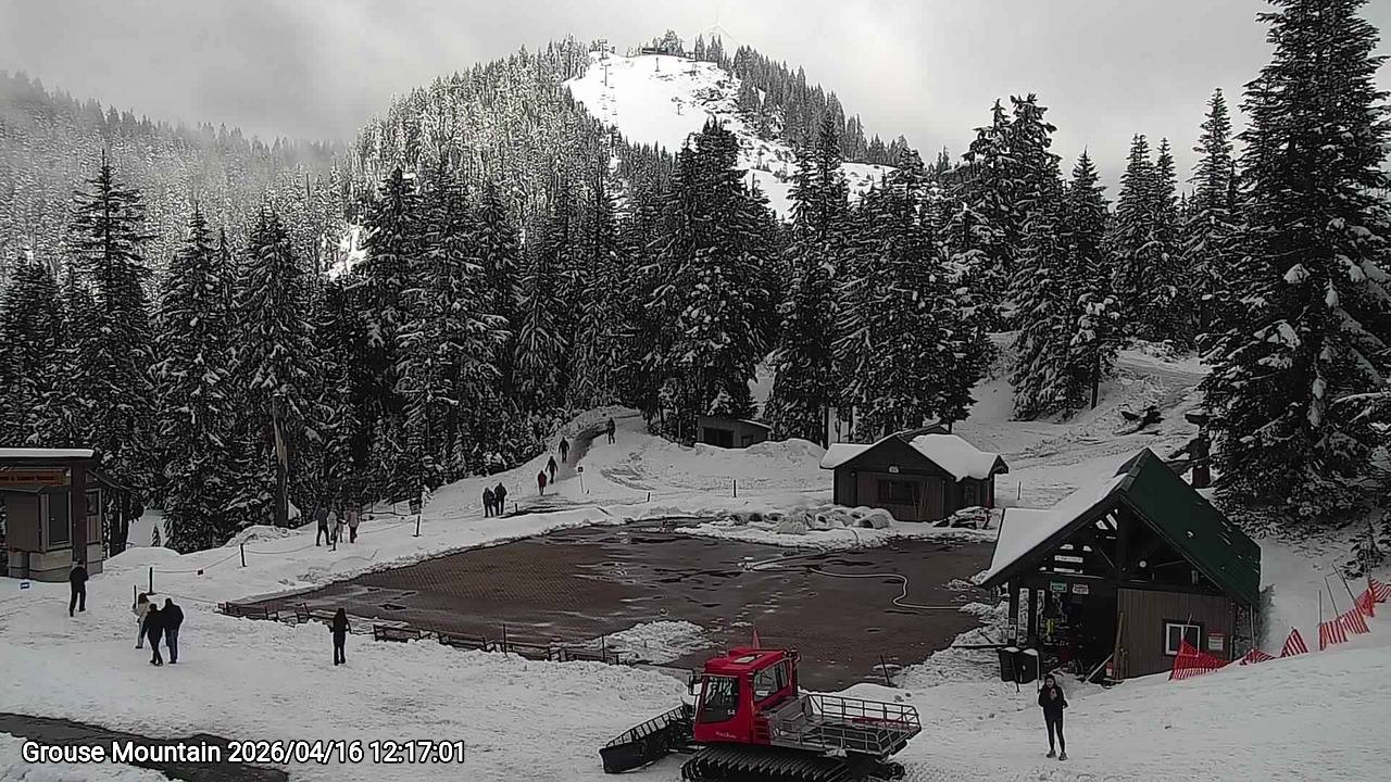 Webcam frame from Grouse Mountain at 2026/04/16 12:00
