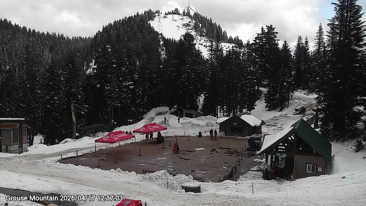 Webcam frame from Grouse Mountain at 2026/04/17 12:00