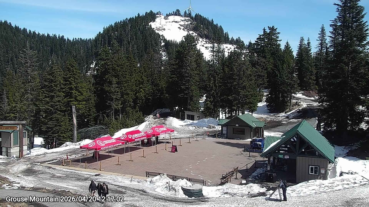 Webcam frame from Grouse Mountain at 2026/04/20 12:00