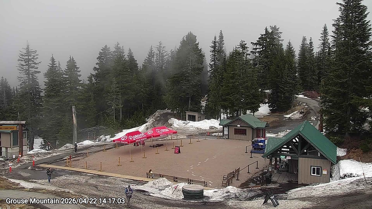Webcam frame from Grouse Mountain on 2026/04/22