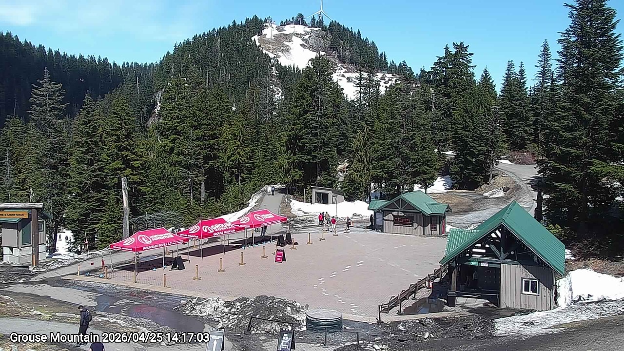 Webcam frame from Grouse Mountain on 2026/04/25