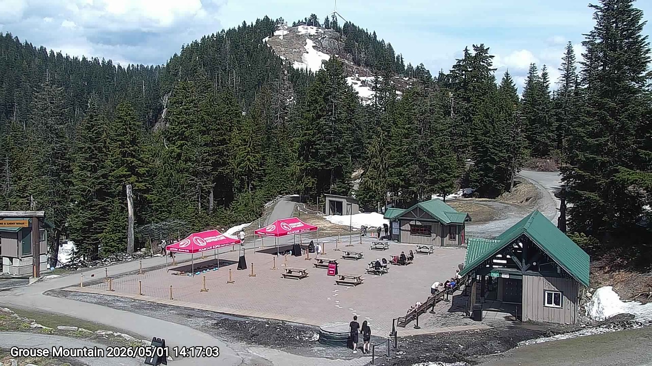 Webcam frame from Grouse Mountain on 2026/05/01