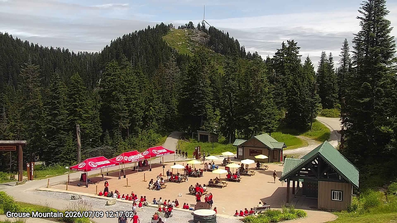 Webcam frame from Grouse Mountain at 2026/07/09 12:00