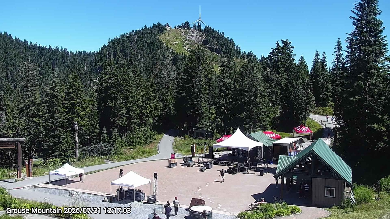 Webcam frame from Grouse Mountain at 2026/07/31 12:00