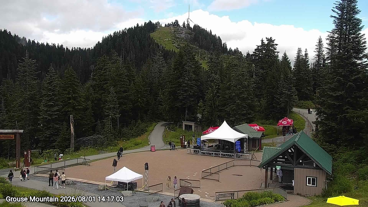 Webcam frame from Grouse Mountain on 2026/08/01