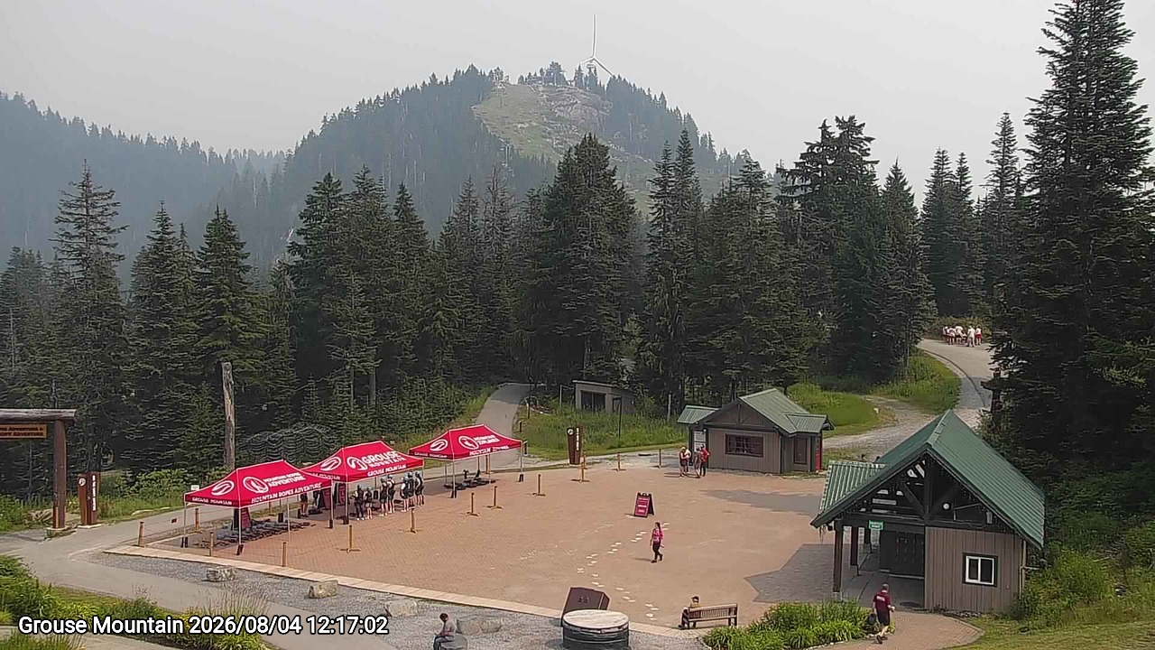 Webcam frame from Grouse Mountain at 2026/08/04 12:00