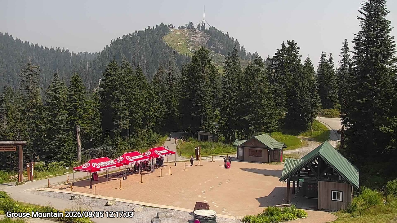 Webcam frame from Grouse Mountain at 2026/08/05 12:00