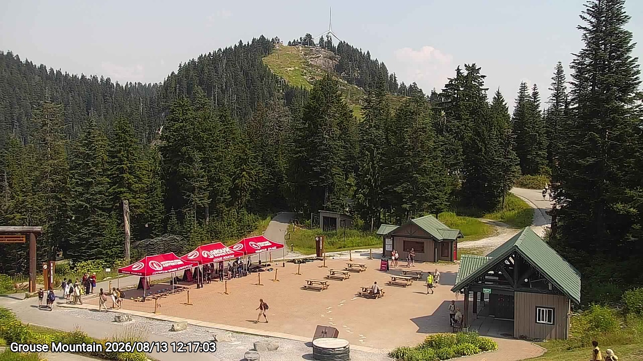 Webcam frame from Grouse Mountain at 2026/08/13 12:00