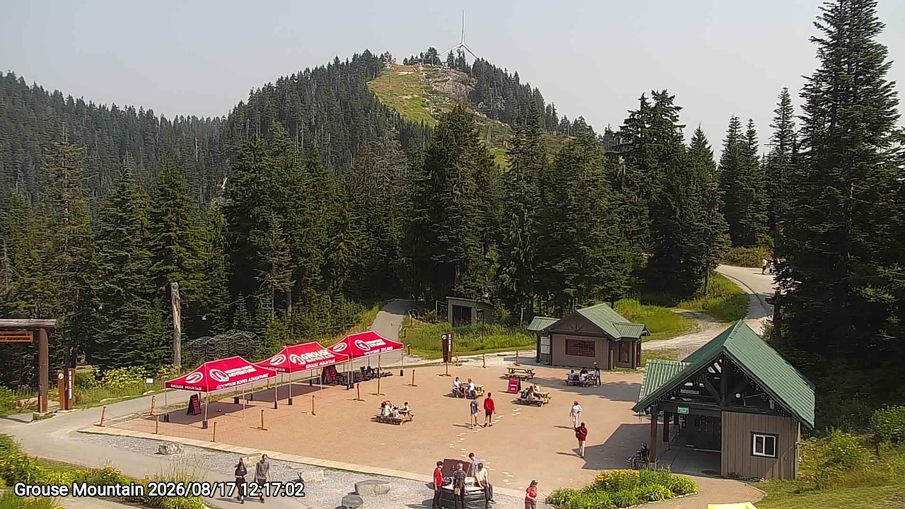Webcam frame from Grouse Mountain at 2026/08/17 12:00
