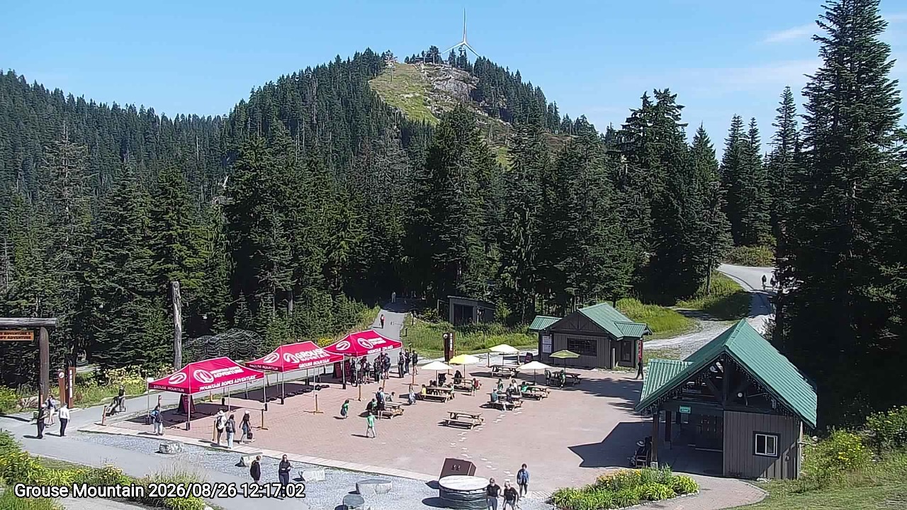 Webcam frame from Grouse Mountain at 2026/08/26 12:00