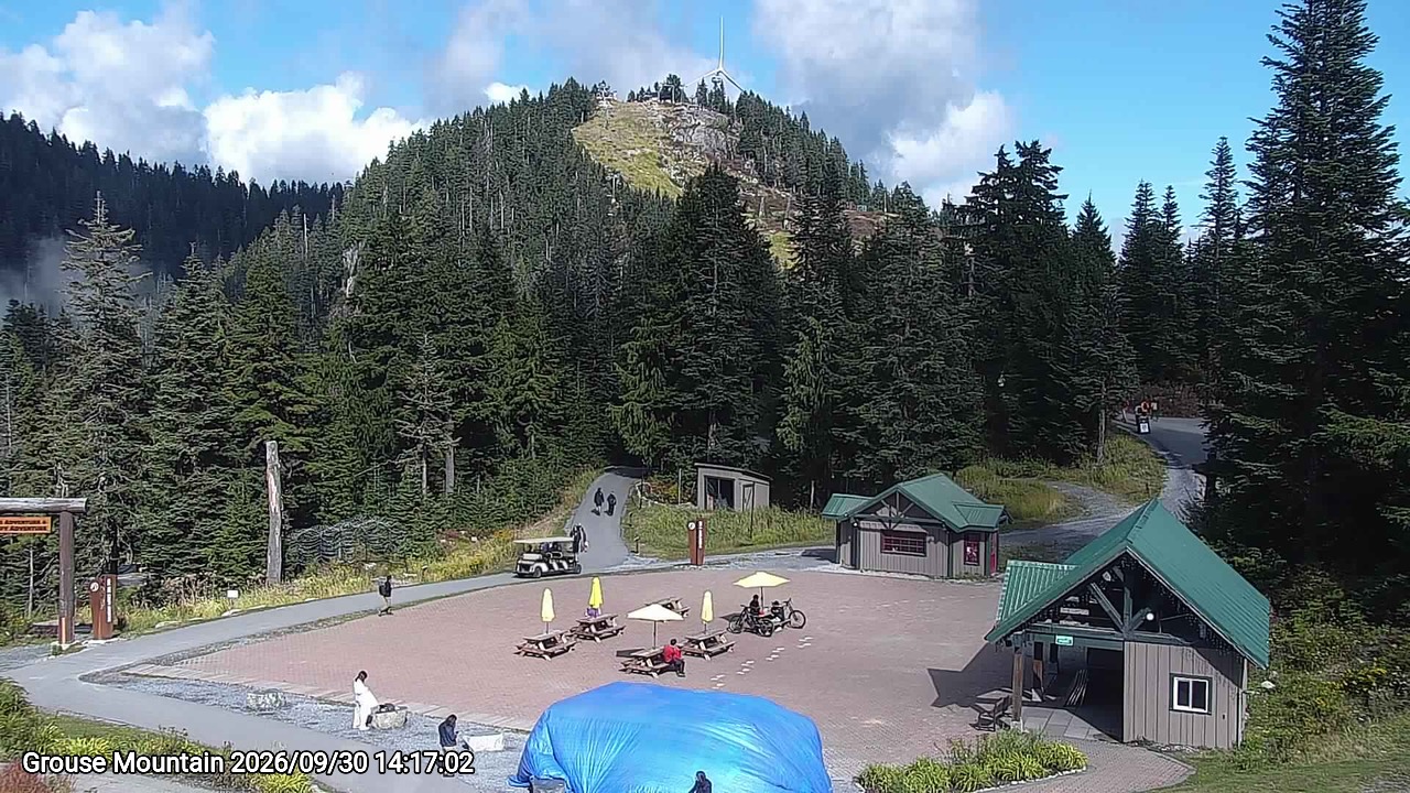 Webcam frame from Grouse Mountain on 2026/09/30