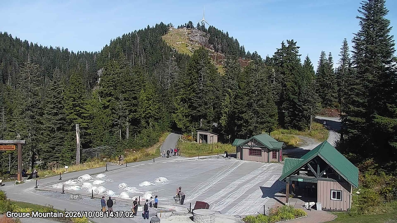 Webcam frame from Grouse Mountain on 2026/10/08