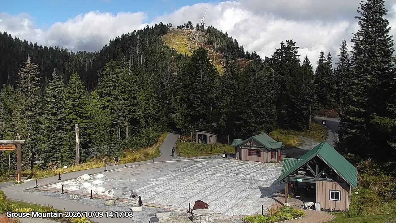 Webcam frame from Grouse Mountain on 2026/10/09