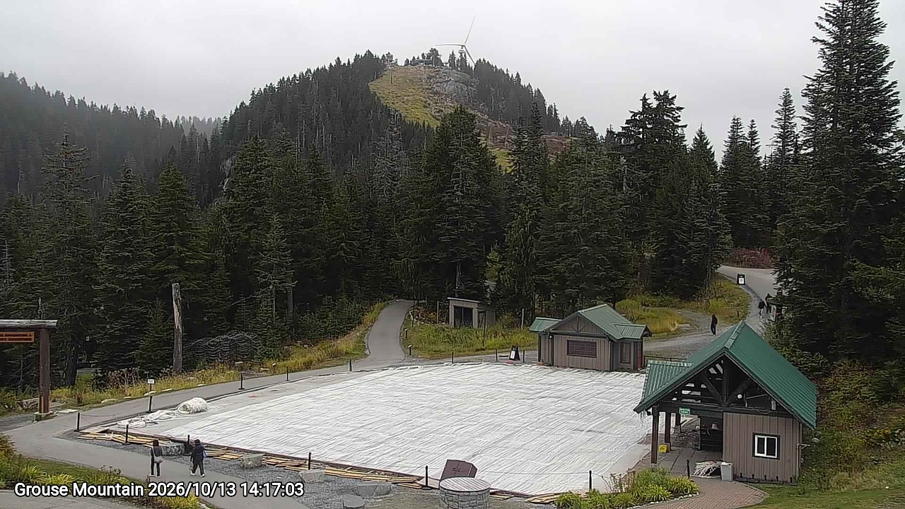 Webcam frame from Grouse Mountain on 2026/10/13