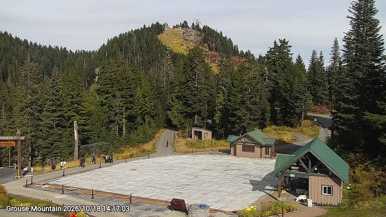 Webcam frame from Grouse Mountain on 2026/10/18