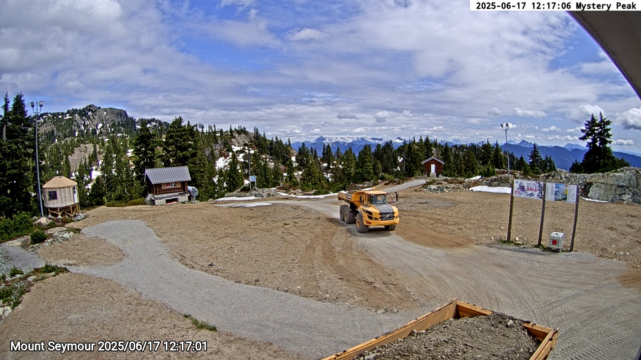 Webcam frame from Mount Seymour at 2025/06/17 12:00