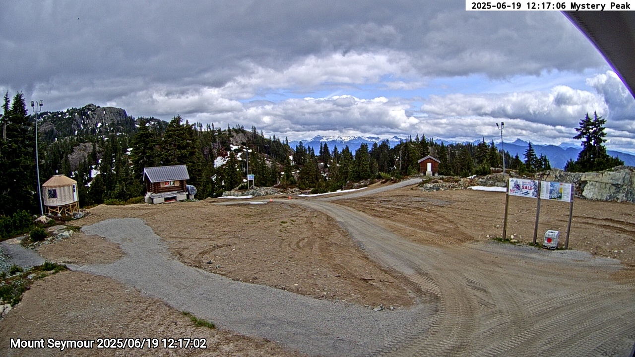 Webcam frame from Mount Seymour at 2025/06/19 12:00