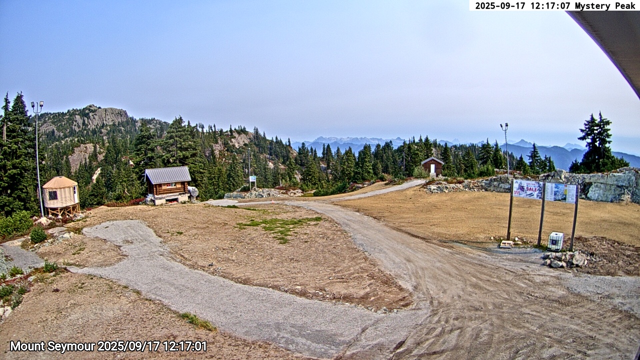Webcam frame from Mount Seymour at 2025/09/17 12:00