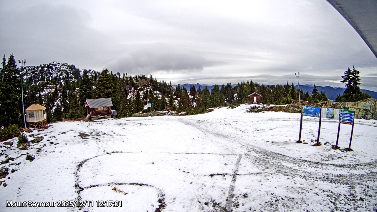 Webcam frame from Mount Seymour at 2025/12/11 12:00
