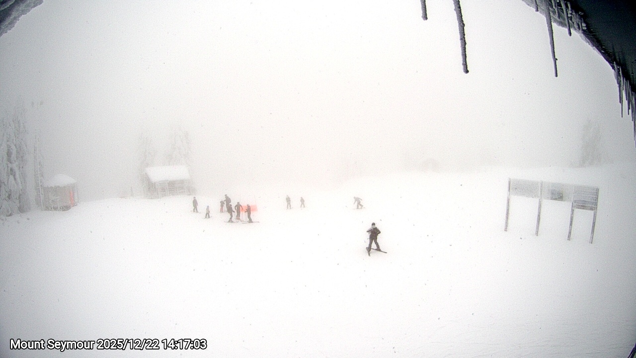 Webcam frame from Mount Seymour on 2025/12/22