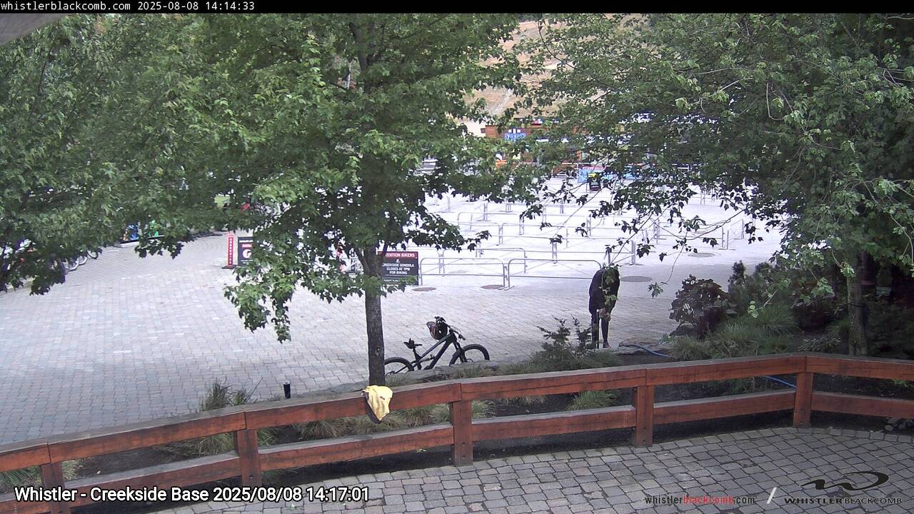 Webcam frame from Whistler - Creekside Base on 2025/08/08